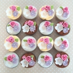 rose-and-blossom-cupcakes