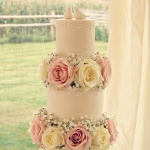 love birds & lace wedding cake