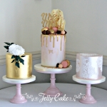Pink & Gold Cake Table 2 Logo