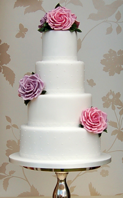 dusky blooms wed cake